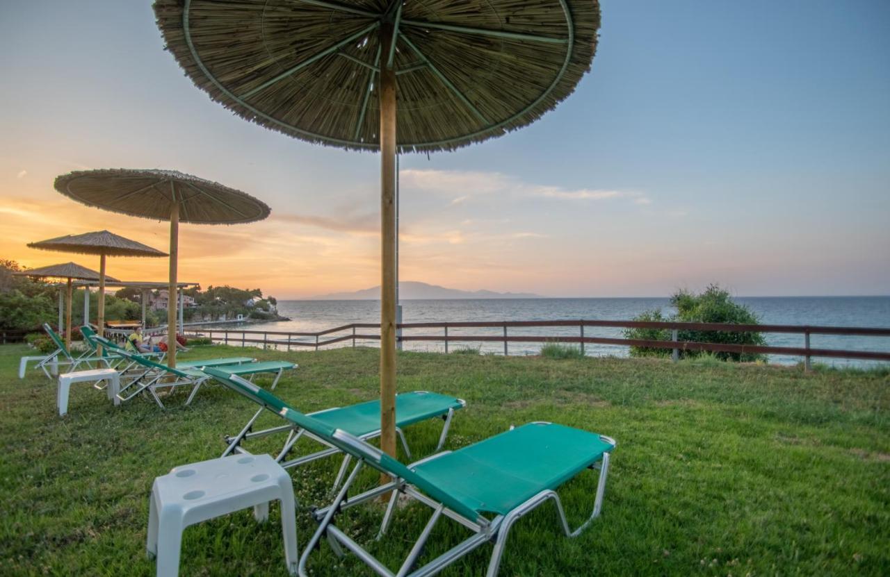 Baywatch Apartments On The Beach By "Elite" Amoudi Exterior foto